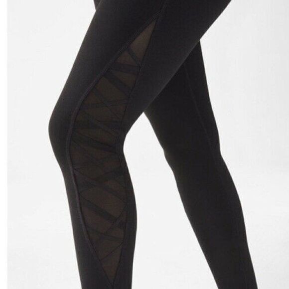 Fabletics MR Mesh Criss Cross Powerhold Legging - Picture 9 of 9